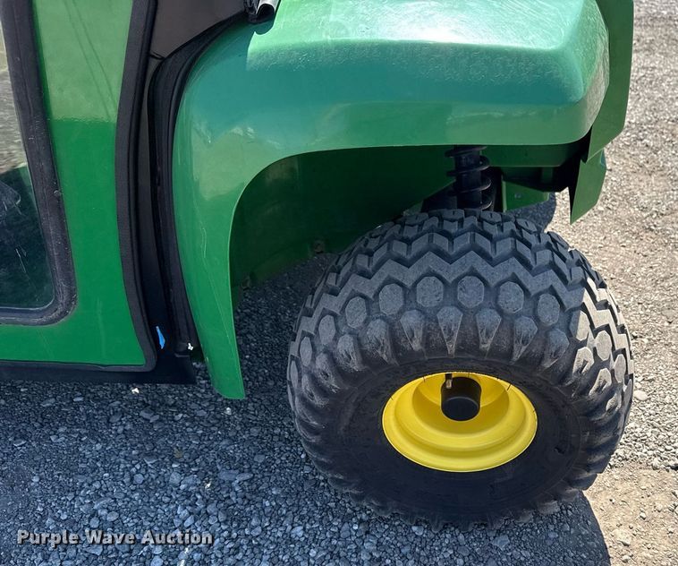 image for item EG5669 2002 John Deere Gator utility vehicle