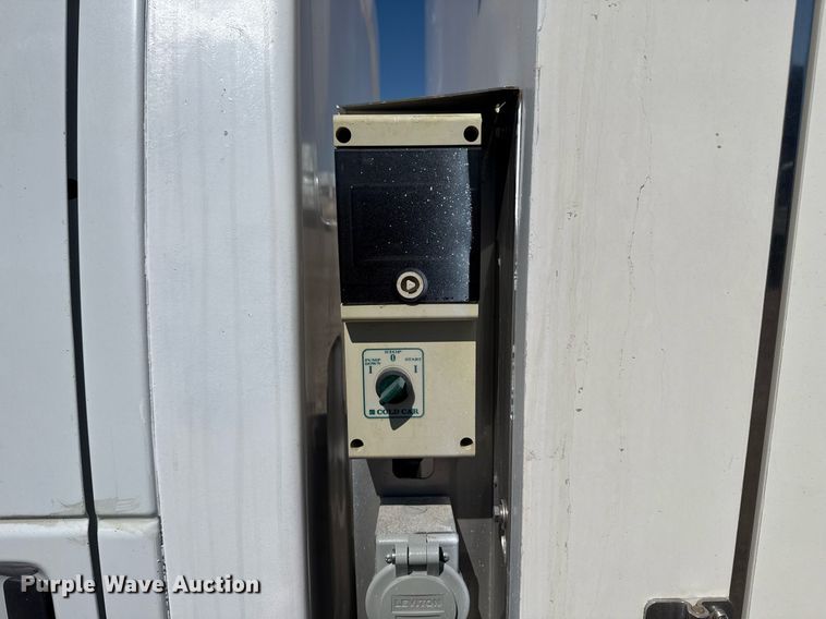 image for item EG5671 2018 Ford E450 Super Duty refrigerated truck