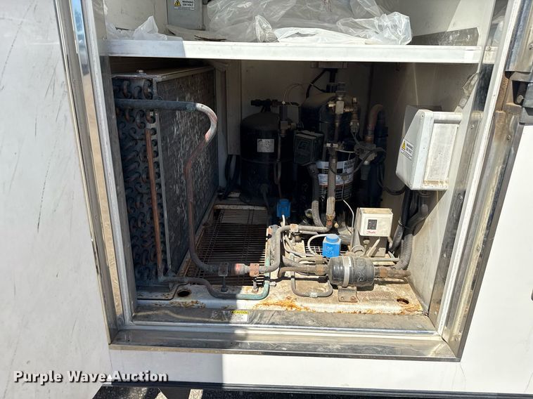 image for item EG5671 2018 Ford E450 Super Duty refrigerated truck