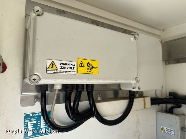 image for item EG5671 2018 Ford E450 Super Duty refrigerated truck