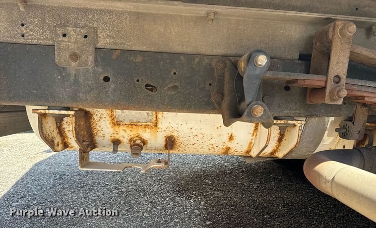 image for item EG5671 2018 Ford E450 Super Duty refrigerated truck