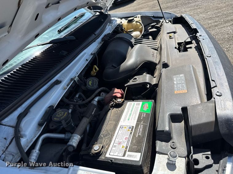 image for item EG5671 2018 Ford E450 Super Duty refrigerated truck