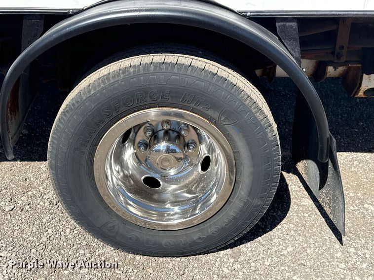 image for item EG5671 2018 Ford E450 Super Duty refrigerated truck