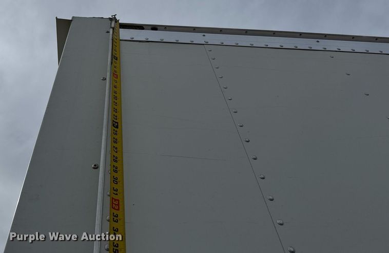 image for item EG5681 2022 Ford E350 Super Duty box truck