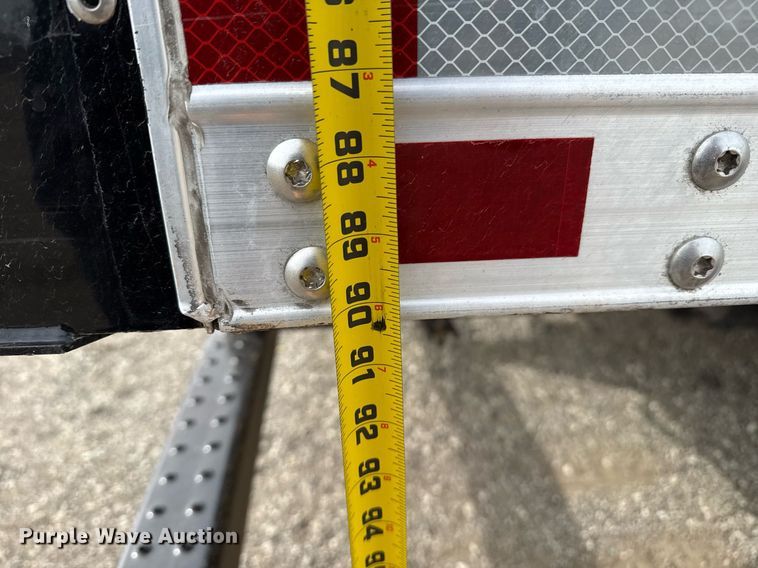 image for item EG5681 2022 Ford E350 Super Duty box truck