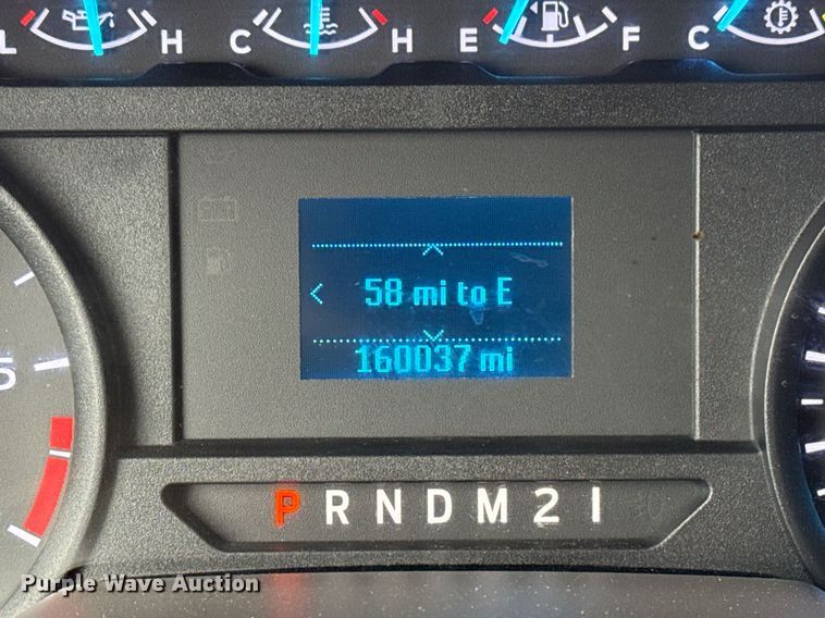 image for item EG5681 2022 Ford E350 Super Duty box truck