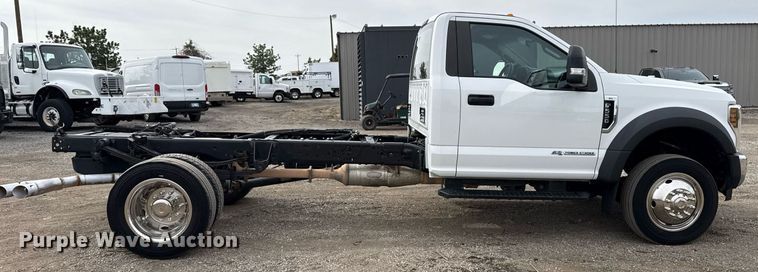 image for item EG5682 2018 Ford F550 Super Duty truck cab and chassis