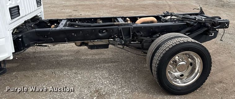 image for item EG5682 2018 Ford F550 Super Duty truck cab and chassis