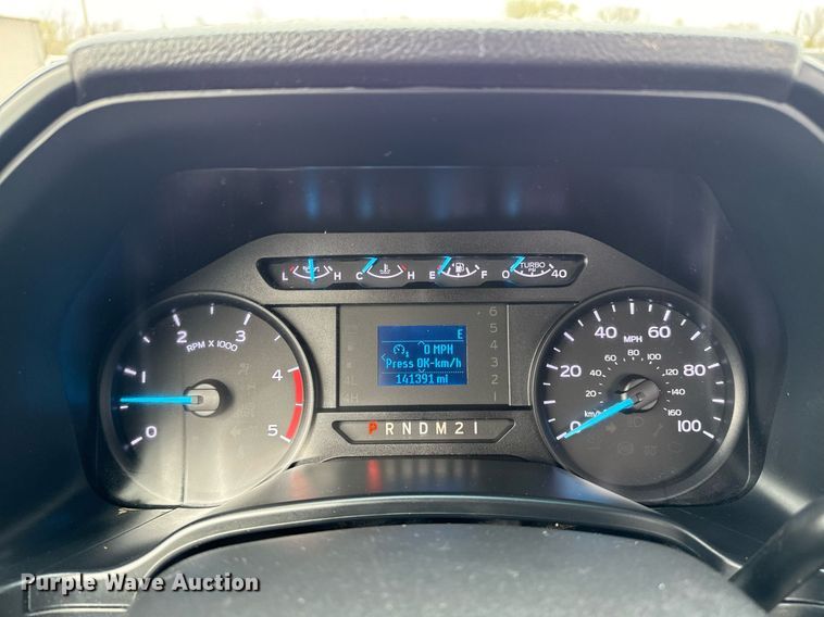 image for item EG5682 2018 Ford F550 Super Duty truck cab and chassis