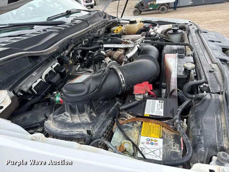 image for item EG5682 2018 Ford F550 Super Duty truck cab and chassis