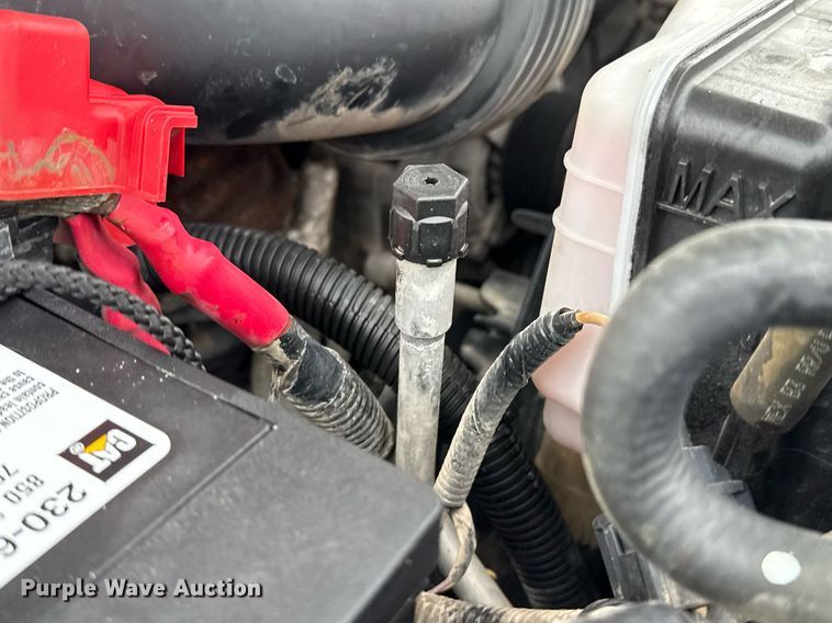 image for item EG5682 2018 Ford F550 Super Duty truck cab and chassis