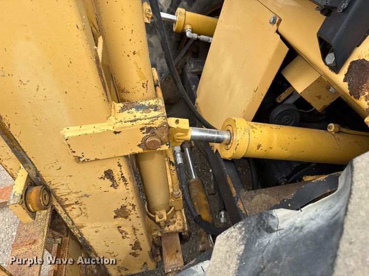 image for item EG5684 2007 Harlo HP8500-2WD-15-85 forklift