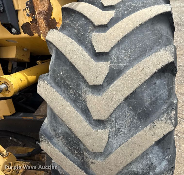 image for item EG5684 2007 Harlo HP8500-2WD-15-85 forklift