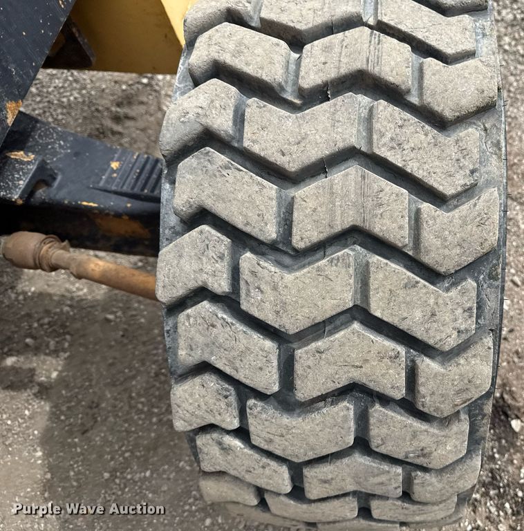 image for item EG5684 2007 Harlo HP8500-2WD-15-85 forklift