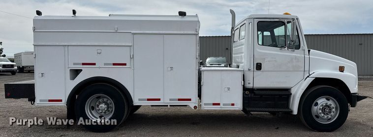 image for item EG5685 2000 Freightliner FL70 utility / service truck