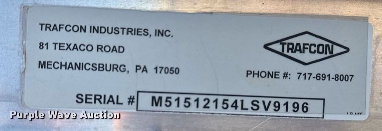 image for item EG5690 2011 International 4300 flatbed truck