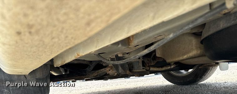 image for item EG7107 2013 Chrysler Town & Country van