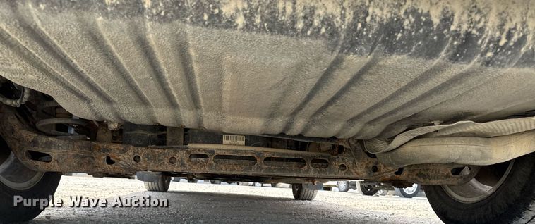 image for item EG7107 2013 Chrysler Town & Country van