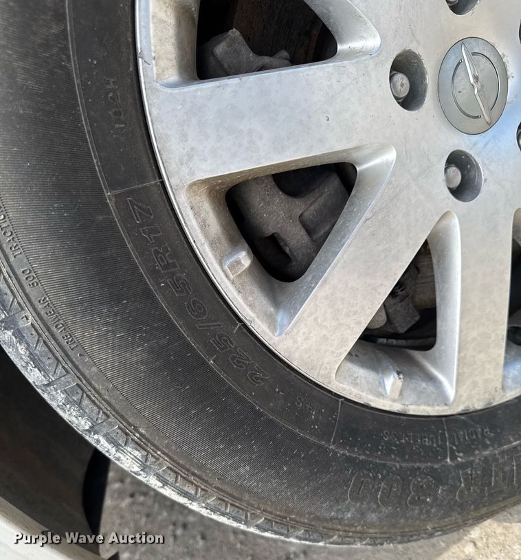 image for item EG7107 2013 Chrysler Town & Country van