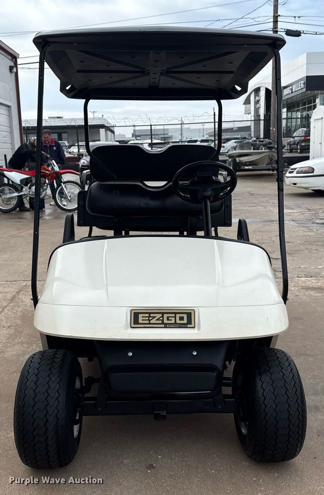 image for item EG8053 2003 E-Z-Go golf cart