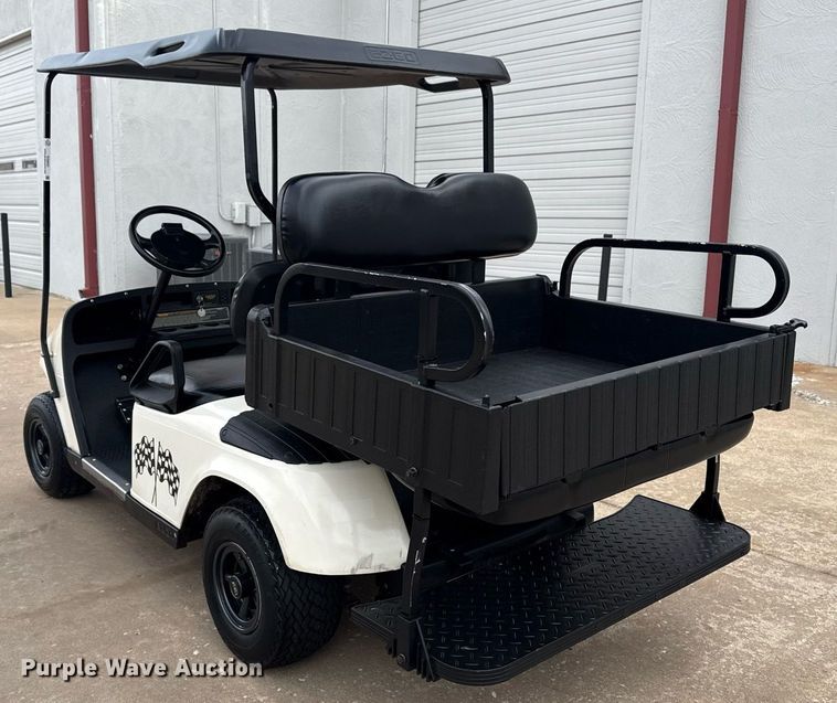 image for item EG8053 2003 E-Z-Go golf cart