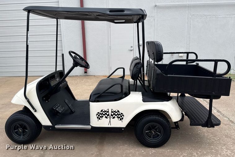 image for item EG8053 2003 E-Z-Go golf cart