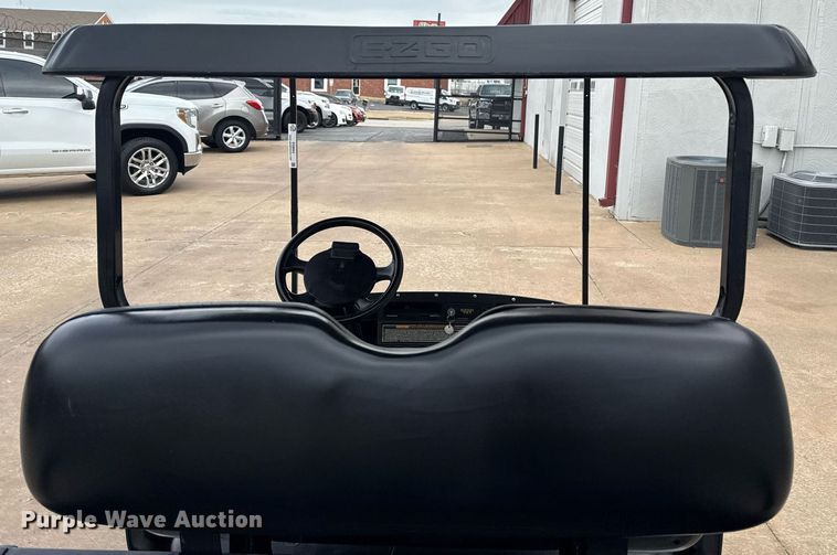 image for item EG8053 2003 E-Z-Go golf cart