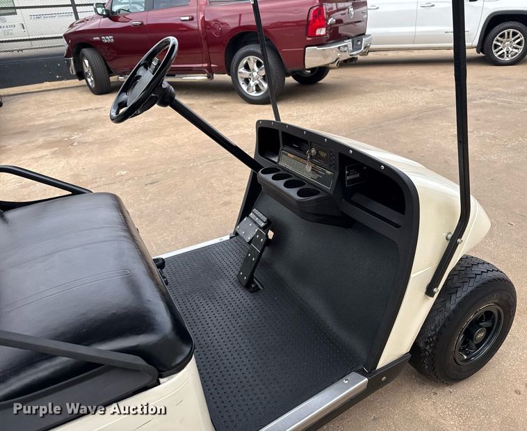image for item EG8053 2003 E-Z-Go golf cart