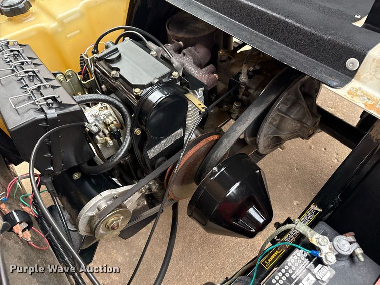 image for item EG8053 2003 E-Z-Go golf cart