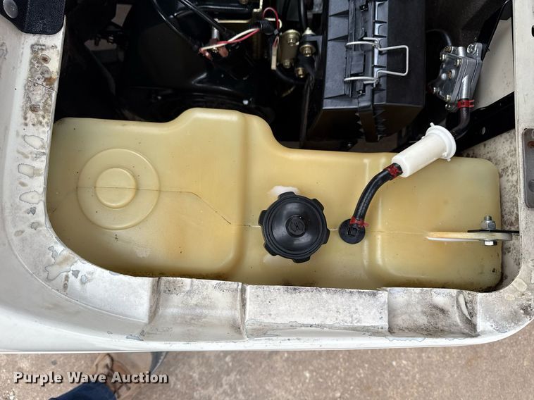 image for item EG8053 2003 E-Z-Go golf cart