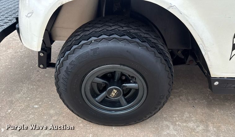 image for item EG8053 2003 E-Z-Go golf cart