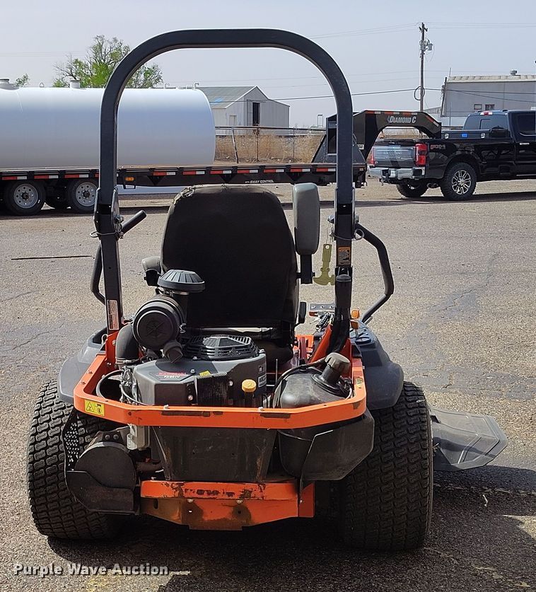 image for item EH0210 2022 Kubota Z726XKW ZTR lawn mower