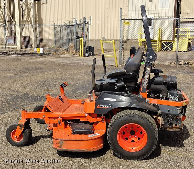 image for item EH0210 2022 Kubota Z726XKW ZTR lawn mower