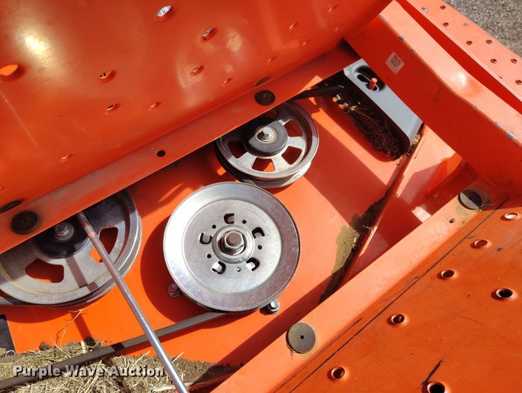 image for item EH0210 2022 Kubota Z726XKW ZTR lawn mower