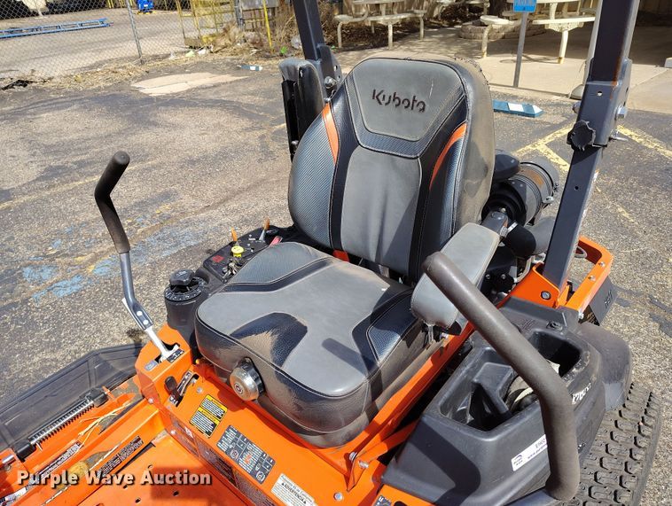 image for item EH0210 2022 Kubota Z726XKW ZTR lawn mower
