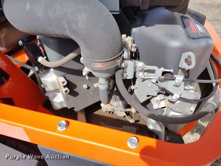 image for item EH0210 2022 Kubota Z726XKW ZTR lawn mower