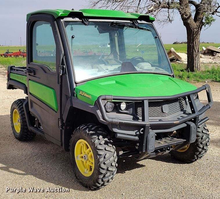 image for item EH0217 2018 John Deere XUV 865R utility vehicle