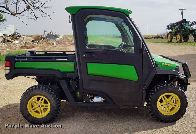 image for item EH0217 2018 John Deere XUV 865R utility vehicle