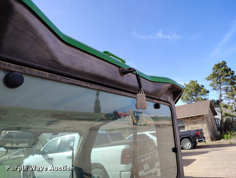 image for item EH0217 2018 John Deere XUV 865R utility vehicle