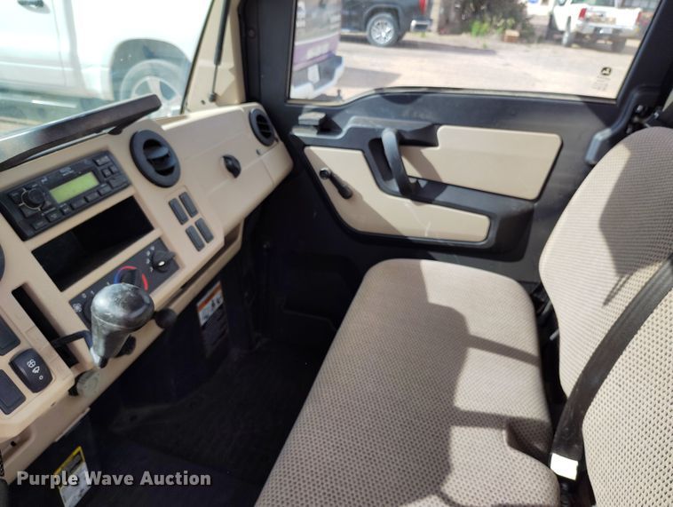 image for item EH0217 2018 John Deere XUV 865R utility vehicle