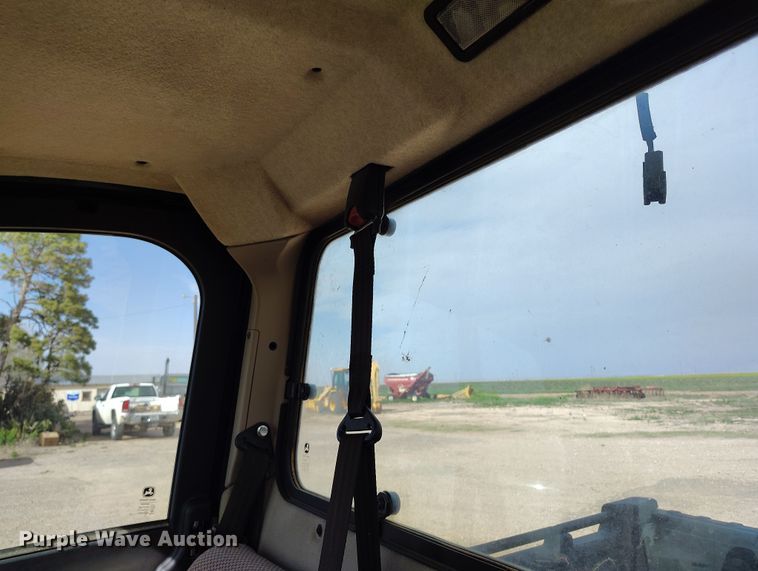 image for item EH0217 2018 John Deere XUV 865R utility vehicle