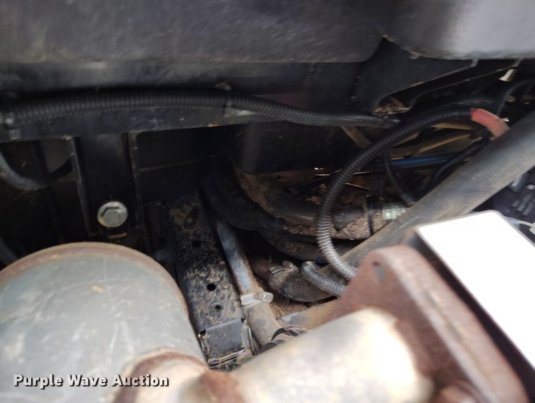 image for item EH0217 2018 John Deere XUV 865R utility vehicle