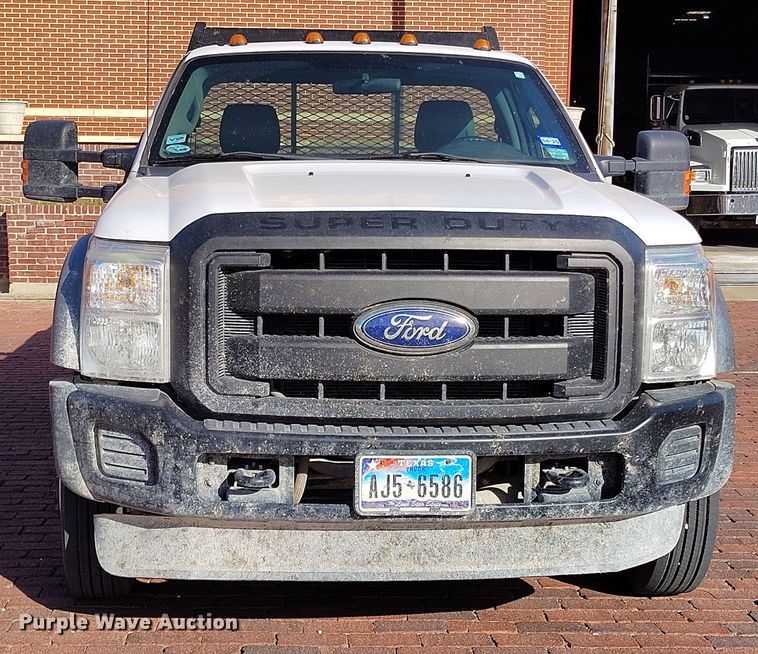 image for item EH0218 2011 Ford F450 Super Duty flatbed truck