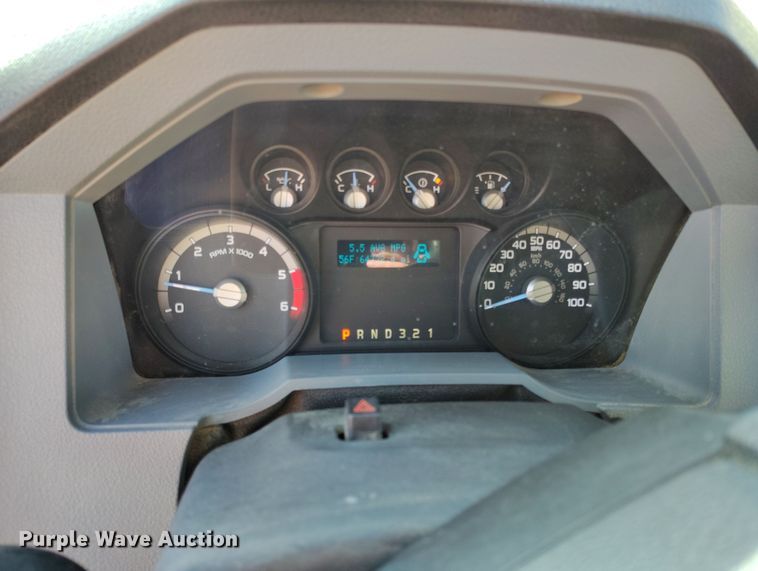 image for item EH0218 2011 Ford F450 Super Duty flatbed truck