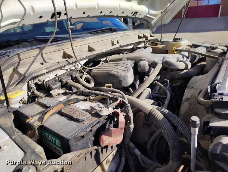 image for item EH0218 2011 Ford F450 Super Duty flatbed truck