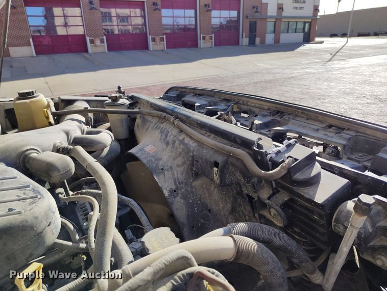 image for item EH0218 2011 Ford F450 Super Duty flatbed truck