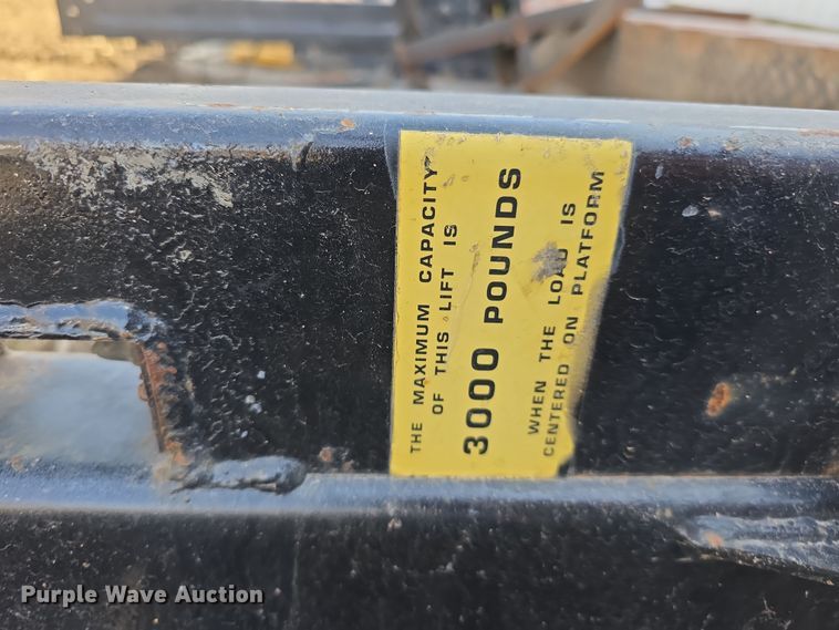 image for item EH8693 Maxon RCCS-3B end gate lift