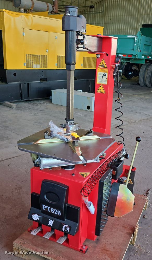 image for item EH8839 Powertek PT-620 tire changer