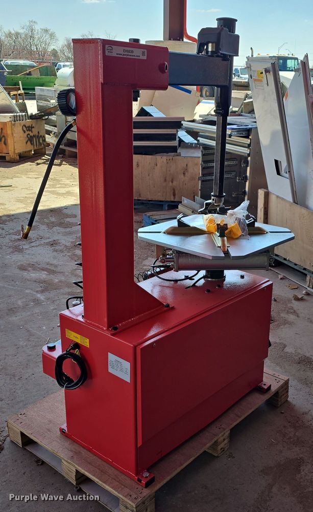 image for item EH8839 Powertek PT-620 tire changer