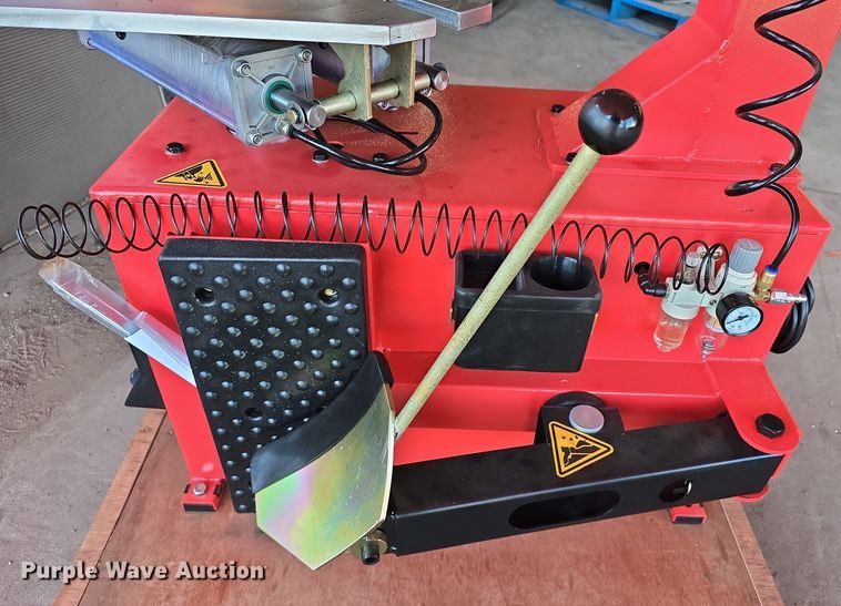 image for item EH8839 Powertek PT-620 tire changer